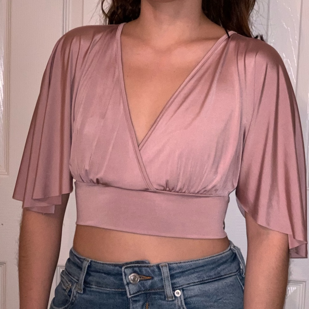 Silky crop top NWT